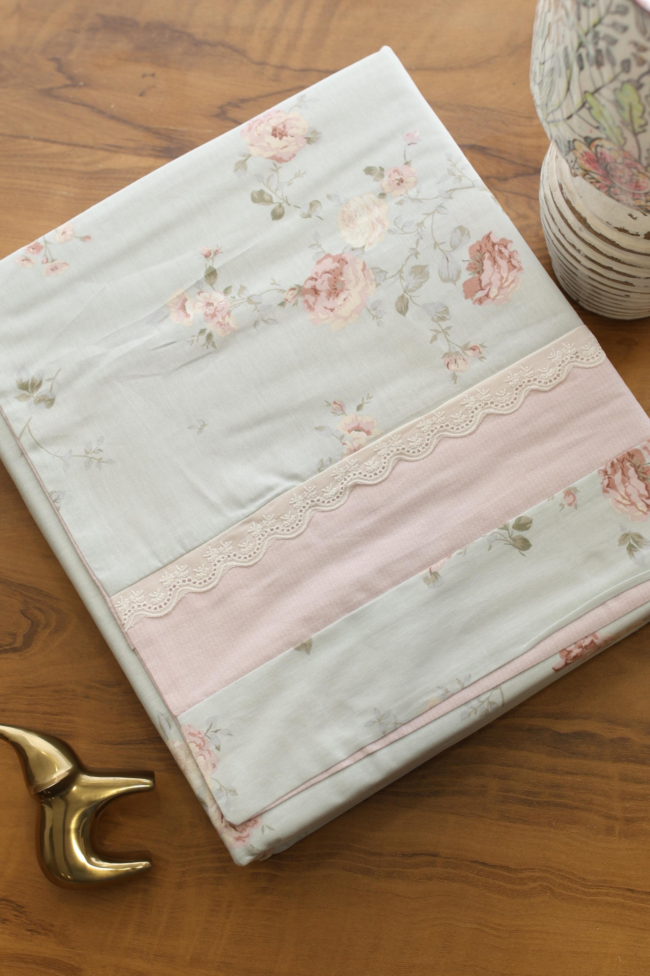 Bedsheets - Premium King cotton lace bedsheets majestic