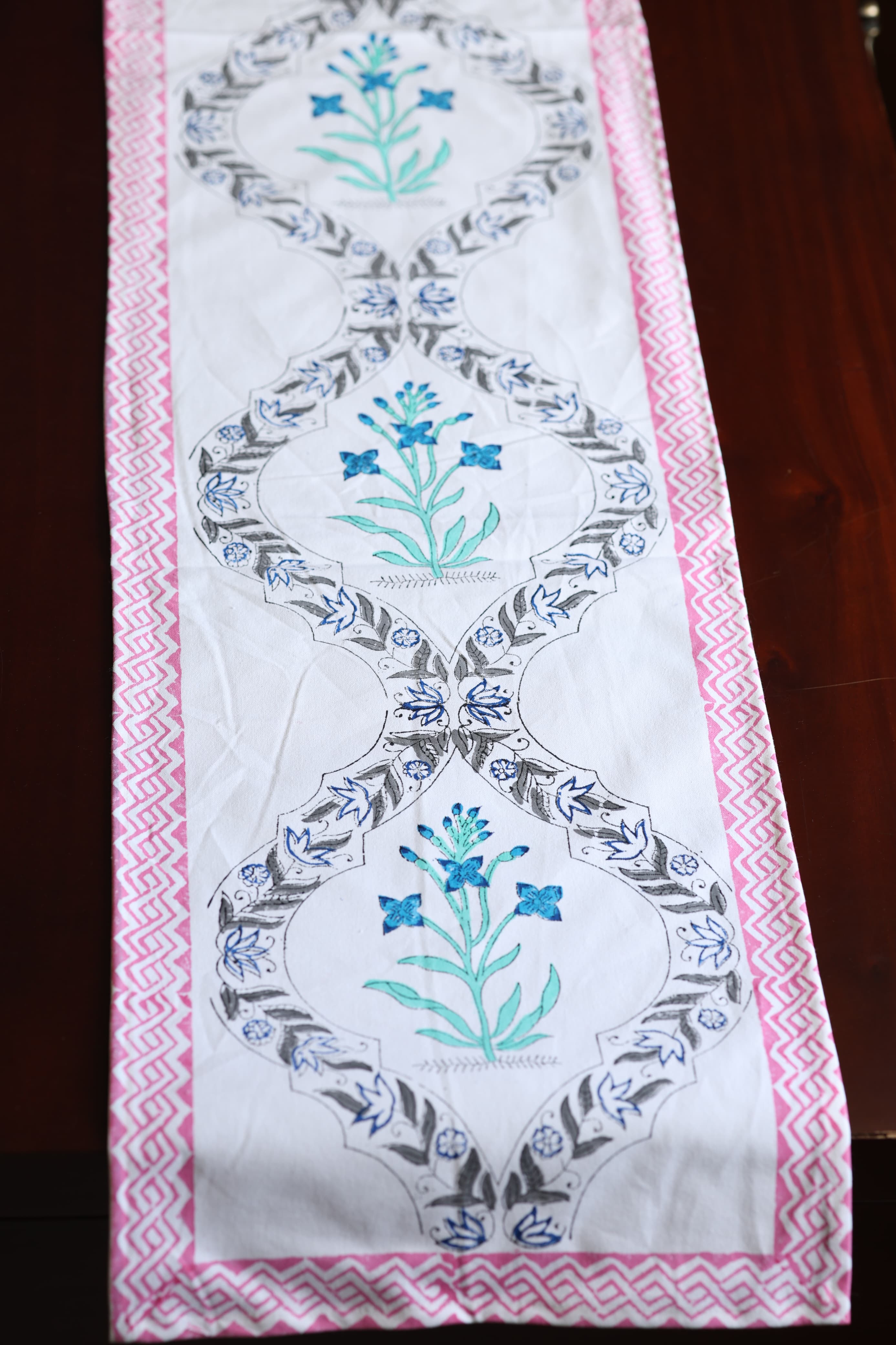 TABLE SET