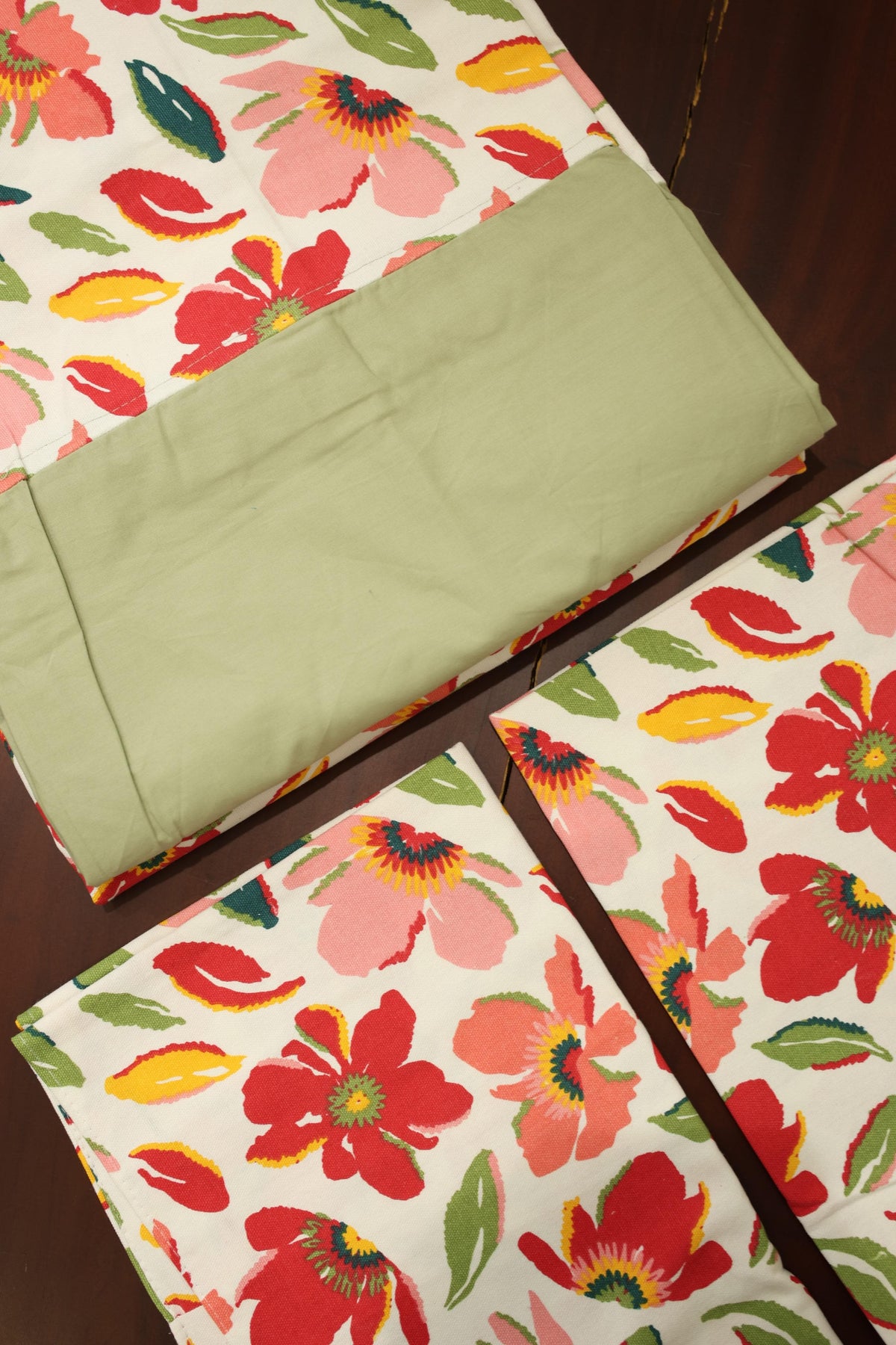 Bedsheets - King Daily use border bedsheets