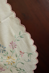Table runners-Cut work