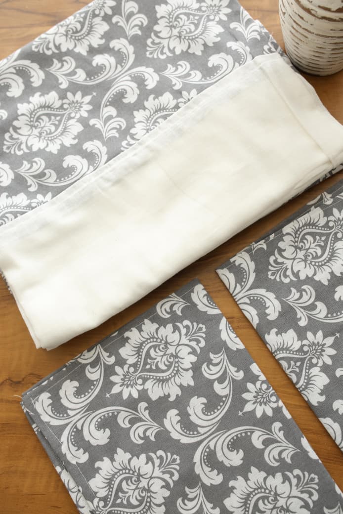 Bedsheets - Queen daily use border bedsheets