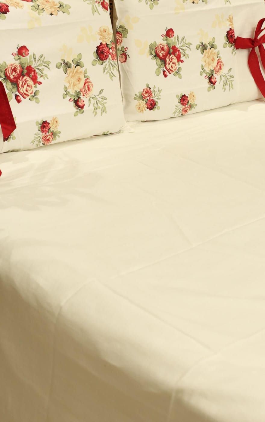 Bedsheets - Queen Premium check floral embroidery  bedsheet Xmas theme edition