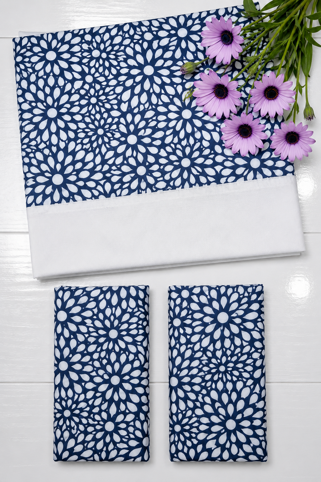 Bedsheets-Queen daily use border bedsheets
