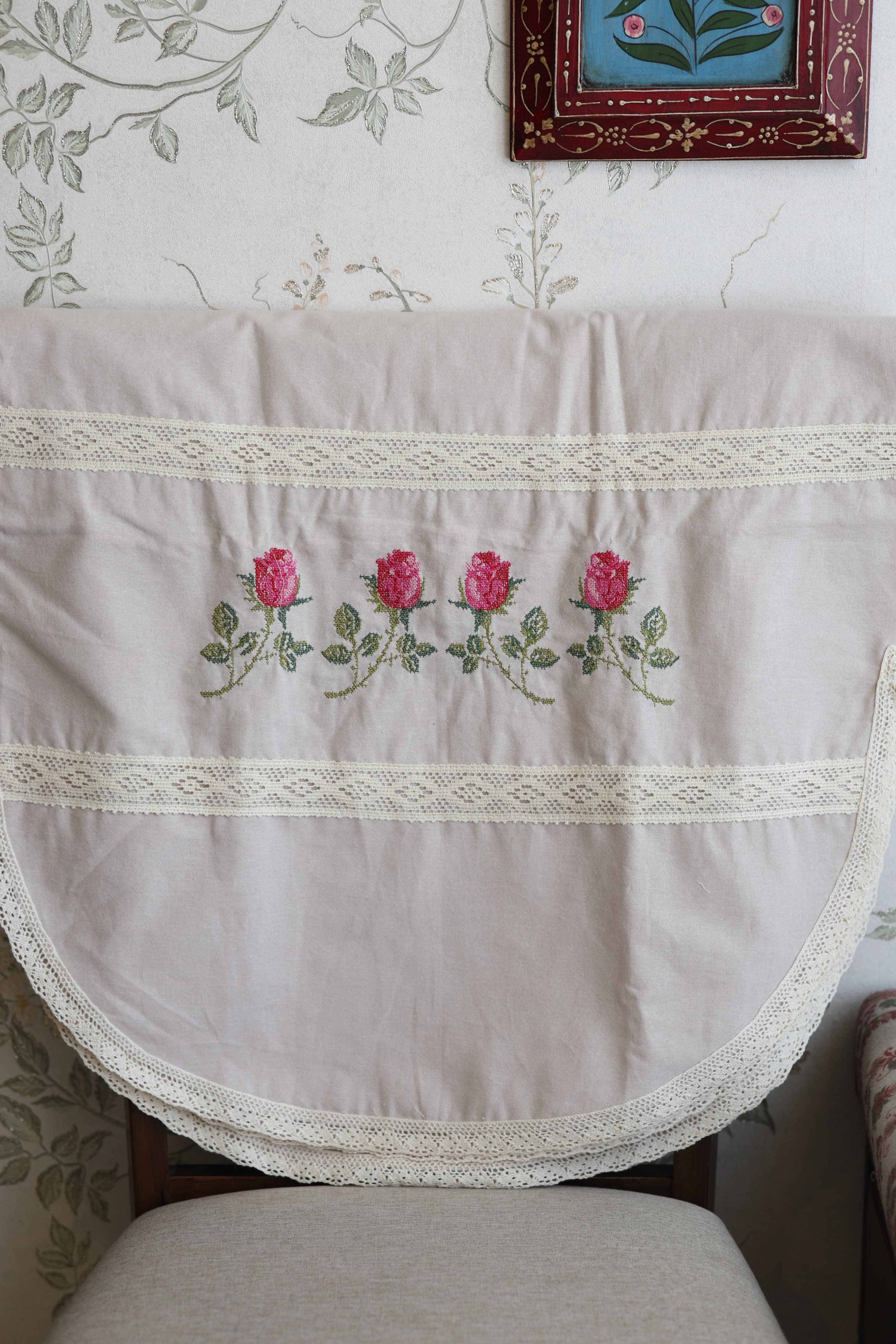 Chair / sofa back - cross stitch embroidery 3+1+1