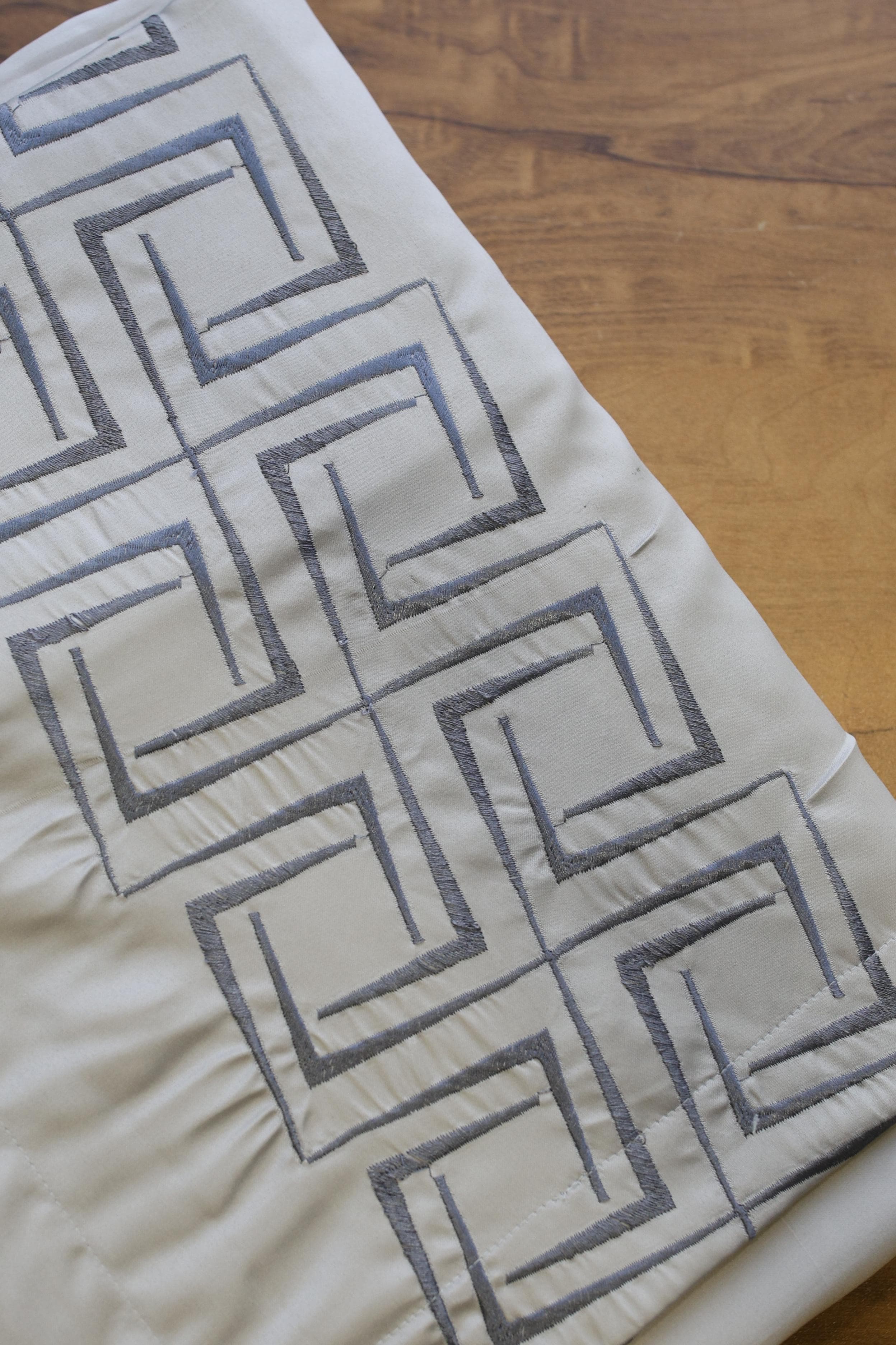Onam Bedsheets - Essential Queen size bedsheet