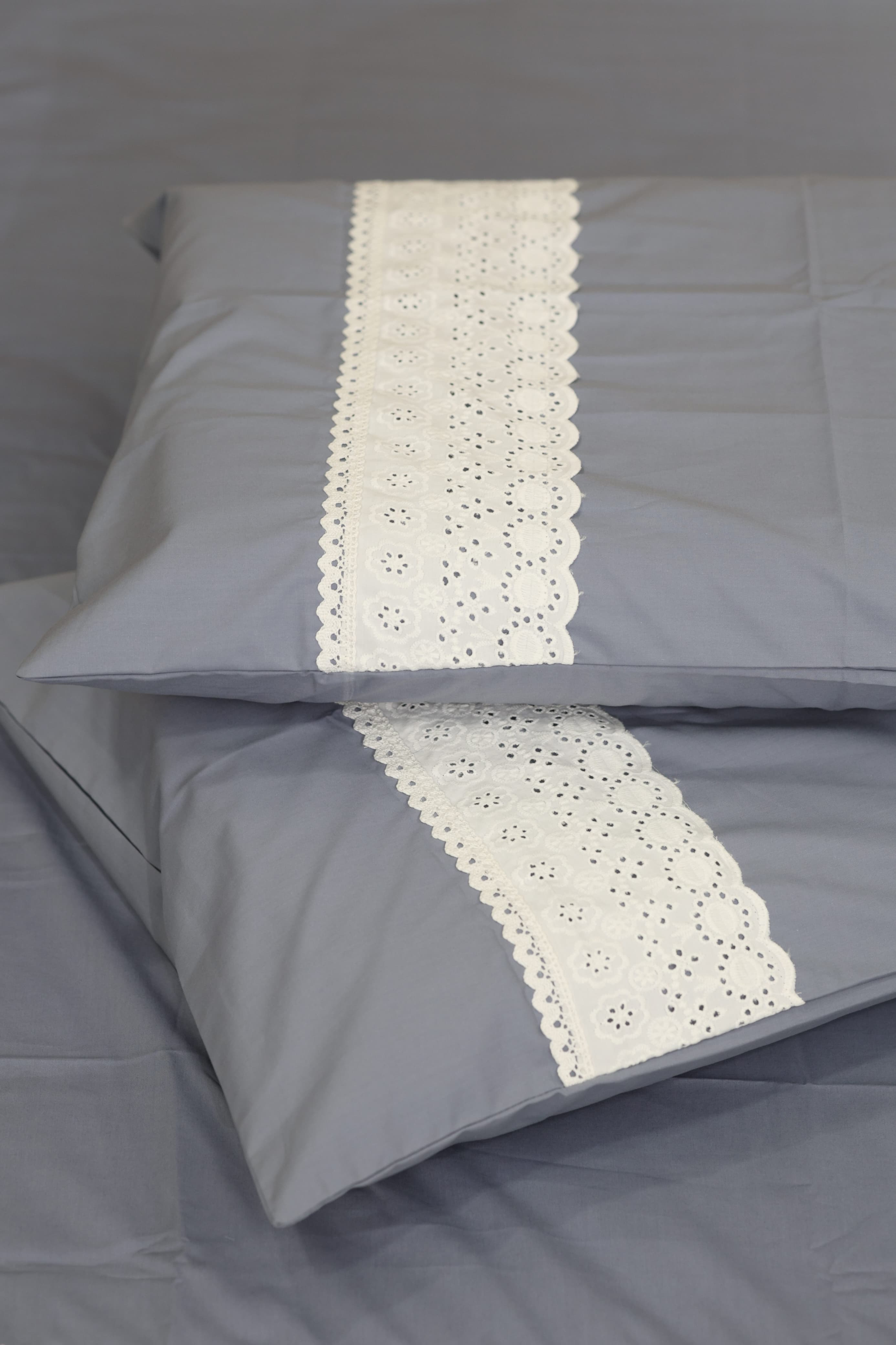 Premium Soft Cotton Lace Bedsheet Set – King Size