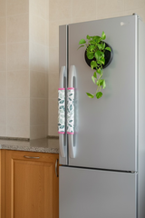 Fridge door holder