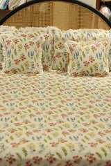 Bedsheets - Premium Queen floral printed lace bedsheet with cushion covers bud