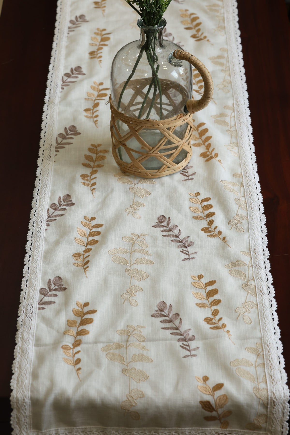 Table cloth - 4 seater embroidery