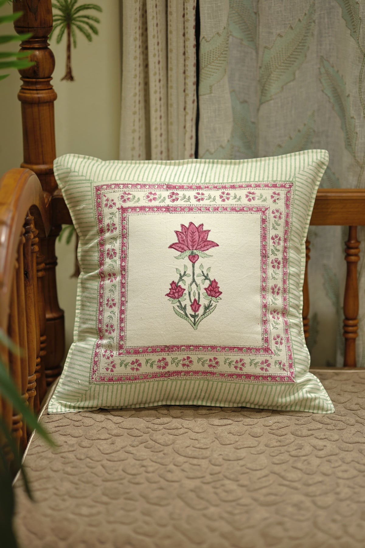 Handblock cushion cover 16×16 inches