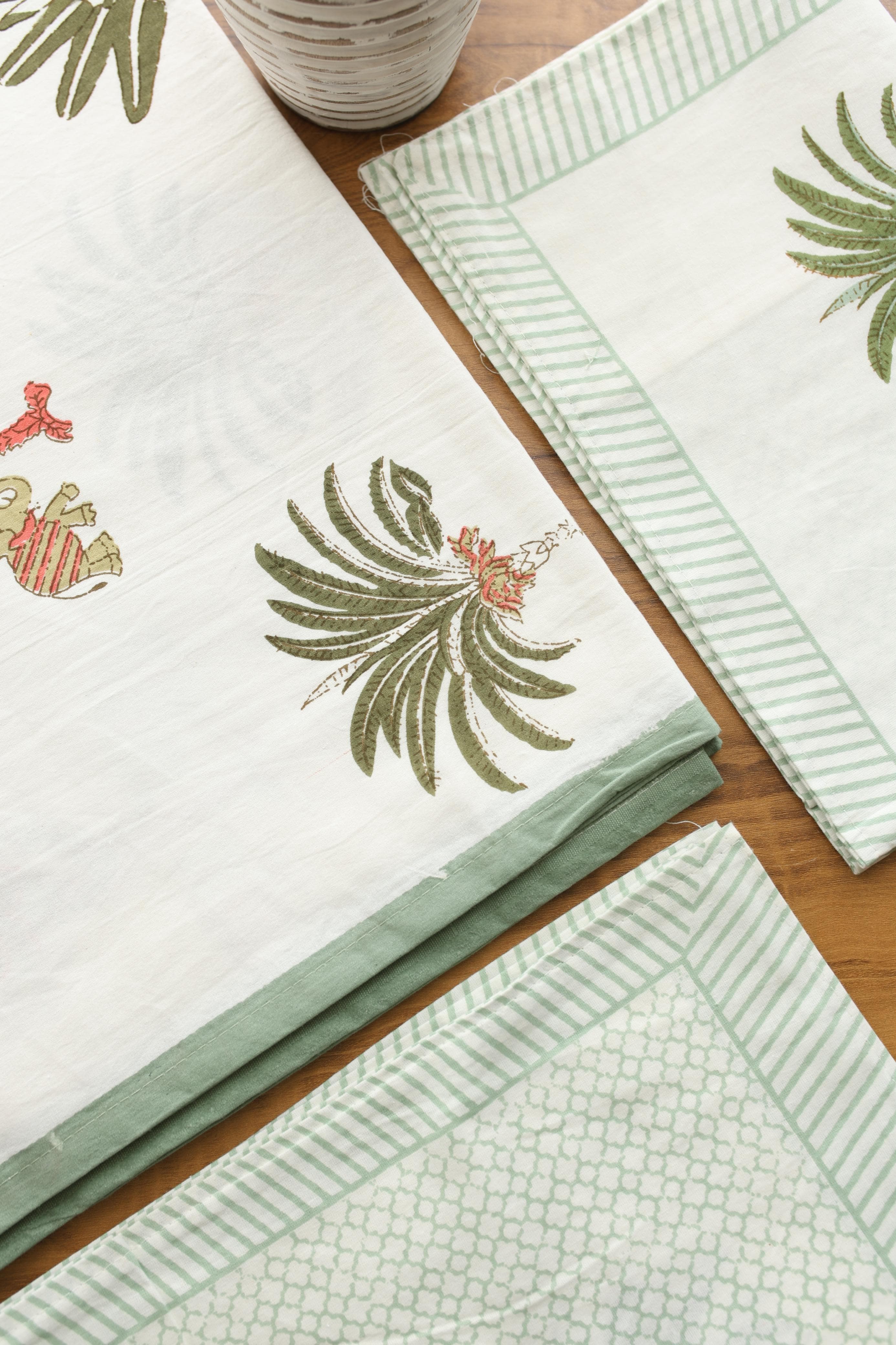 Bedsheets - Handblock queen rajwada print bedsheets