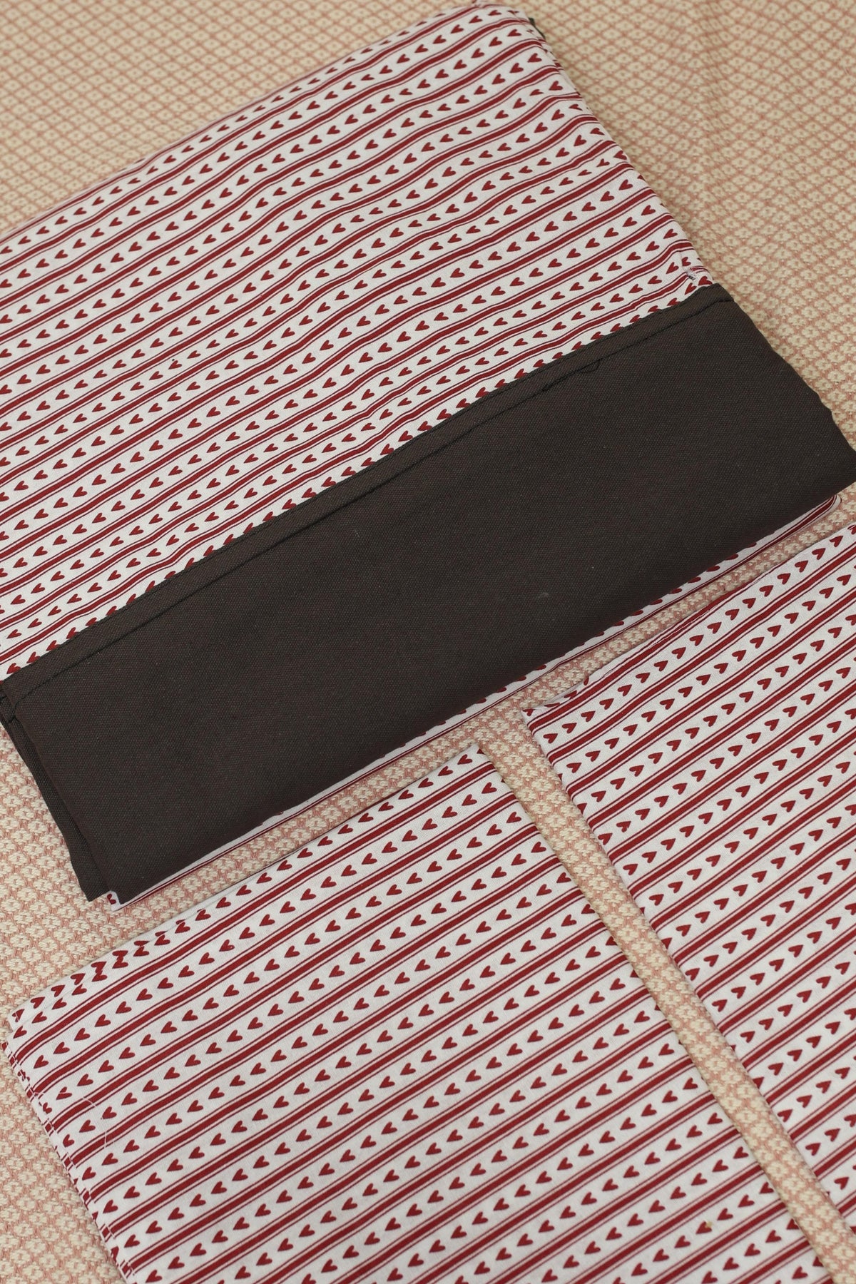 Bedsheets - King daily use border bedsheets