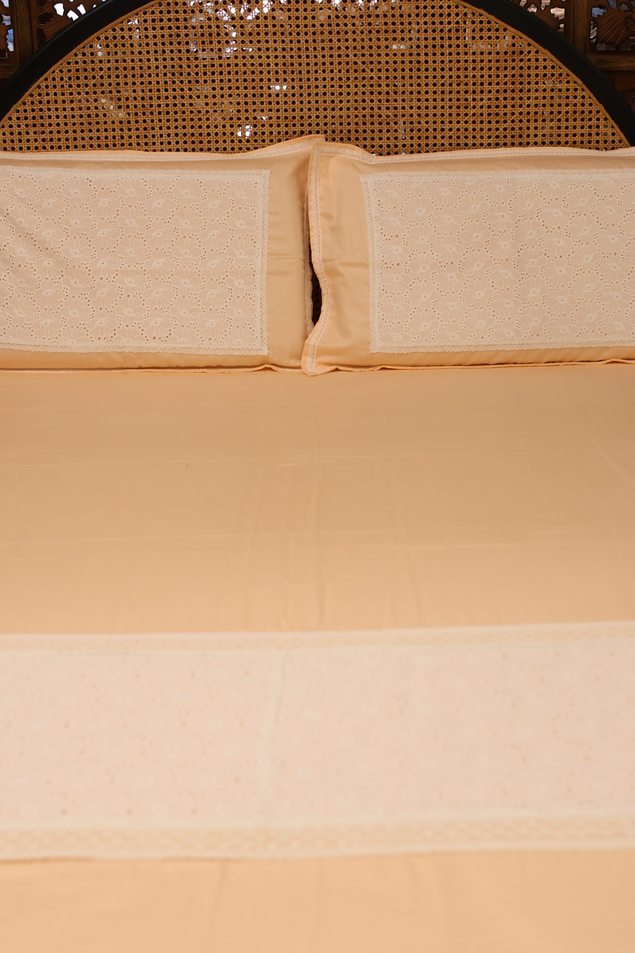 Bedsheets - Premium designer king bedsheets dd lace