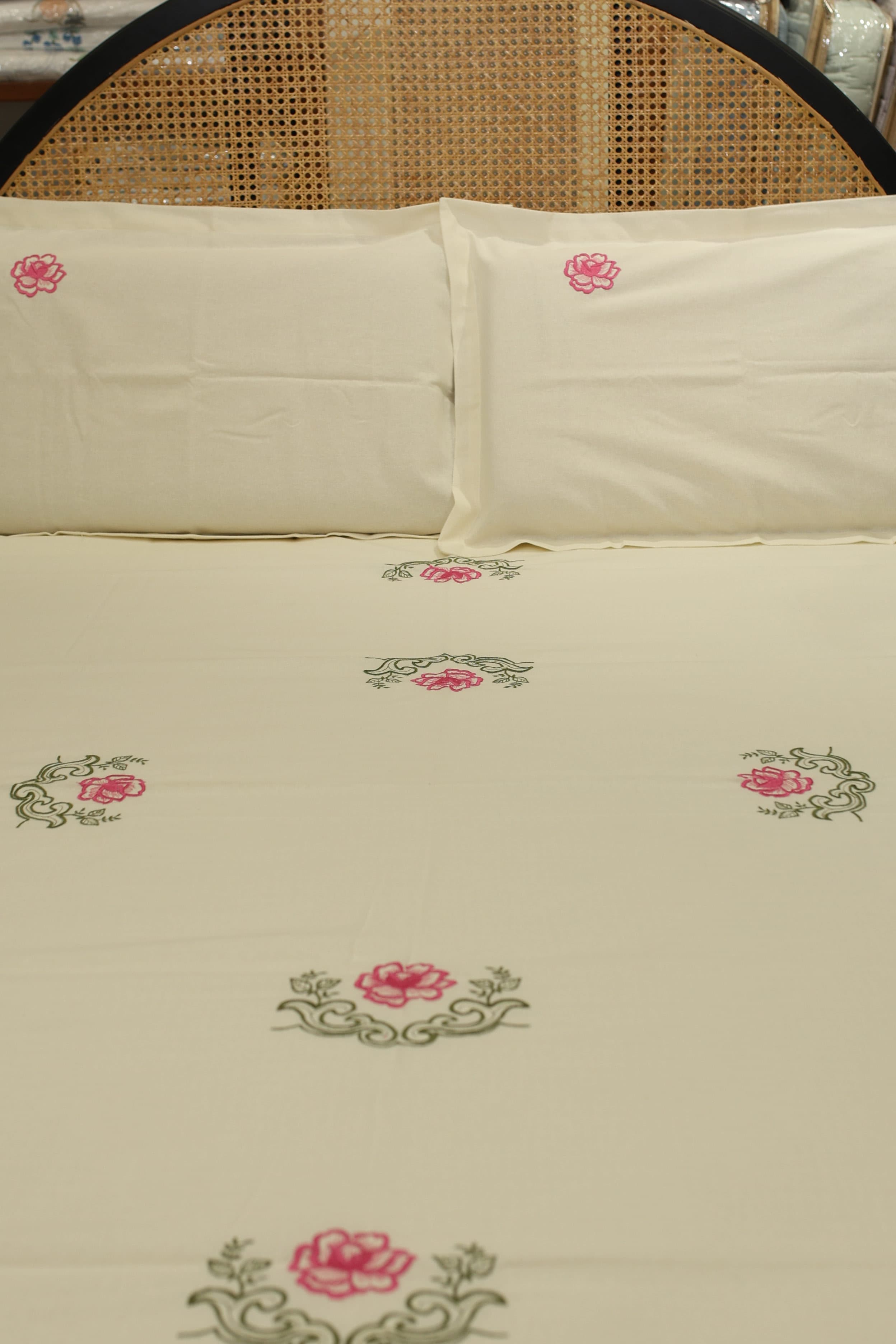 Bedsheets - Queen Premium machine embroidery bedspread off white base