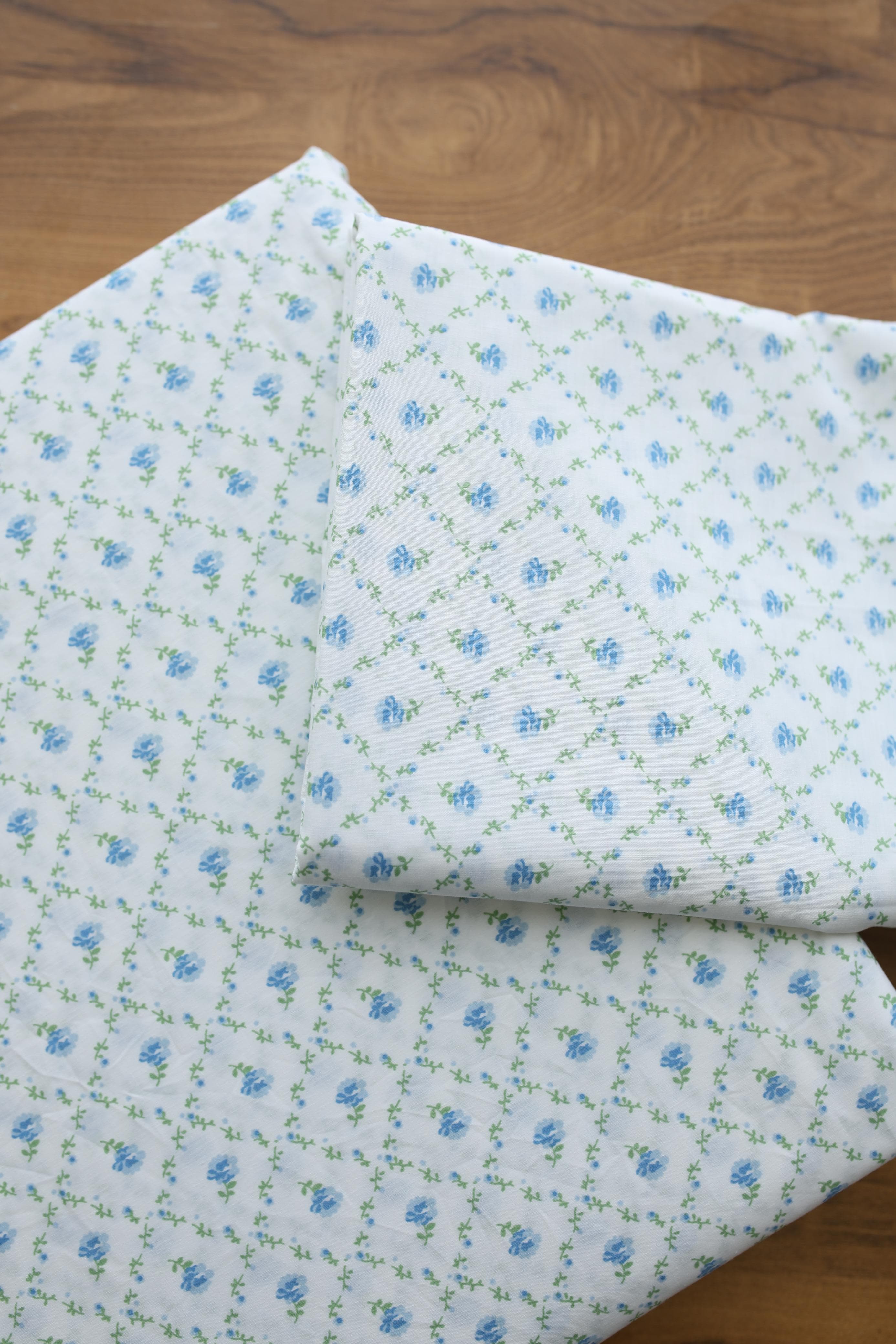 Bedsheets - King soft cotton floral bedsheets Vintana