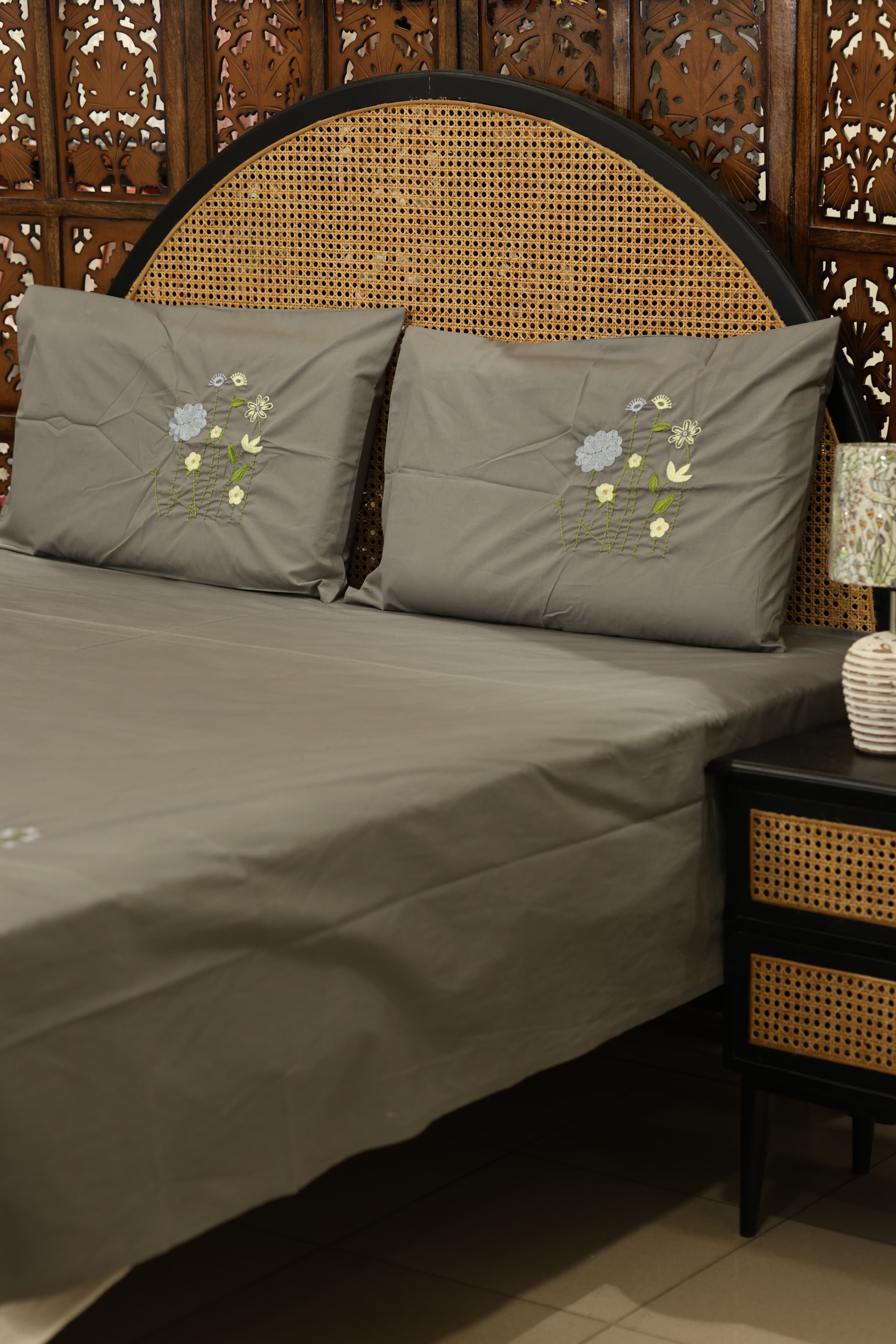 Premium Machine Embroidery Soft Cotton Queen Bedsheet Set - Grey