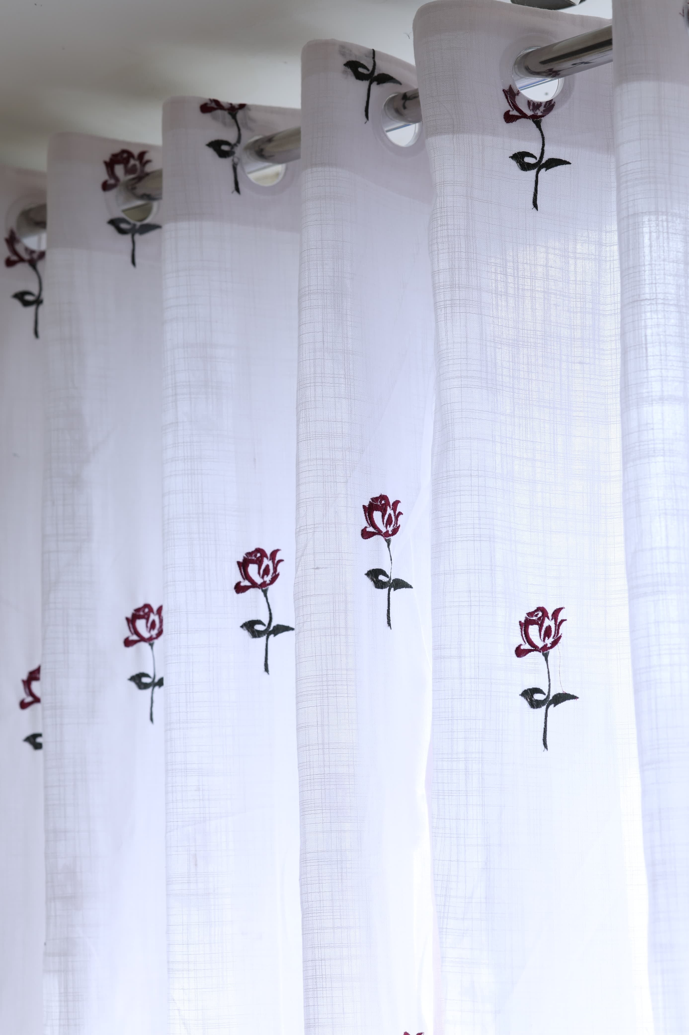 Curtains - Embroidery Semi transparent curtains LINEN Bud (pink base)