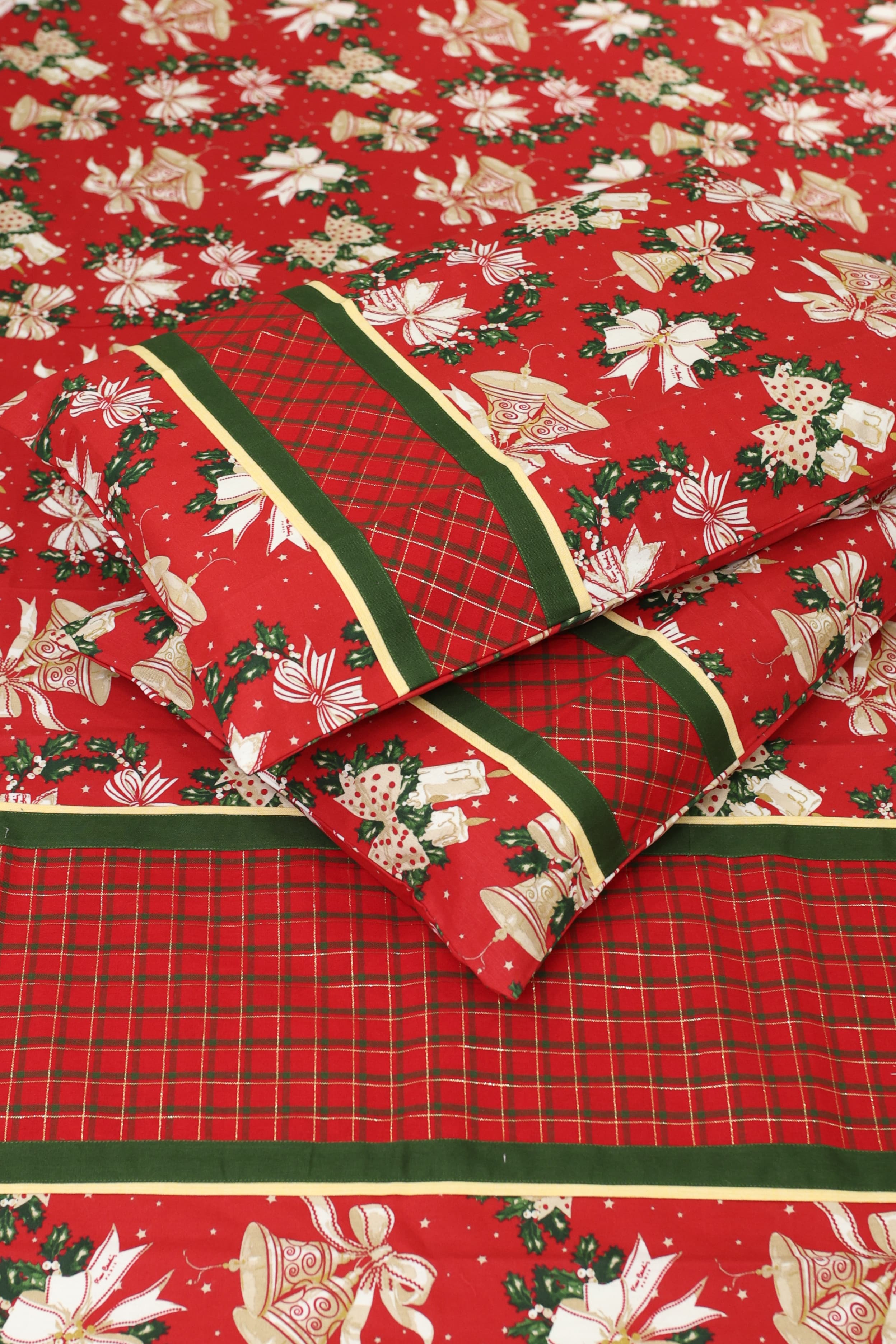 Queen Size Christmas Theme Bedsheet Set - Xmas Edition